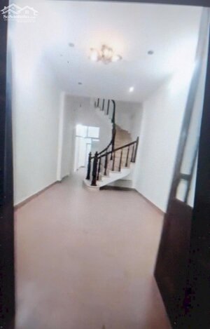 Cho thuê nhà riêng ngõ Hoa Bằng, Cầu Giấy 60m x 4T giá 20 triệu, 10M RA Ô TÔ