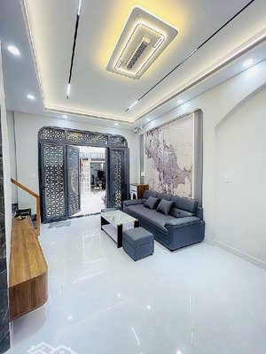 lạc long quân - 3 tầng (4pn) - vào ở ngay - (42m2) - cạnh chợ ông địa - hẻm trước nhà 5m - shr