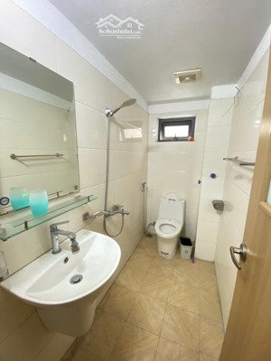 bán nhà ngõ 68 ngọc thụy có dt làm sân vườn