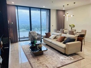 cho thuê chcc oriental plaza âu cơ, gần trung tâm dt 105m2 = 3pn =13 triệu. lh hương