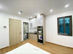 chính chủ cho thuê căn hộ ngõ 35 tứ liên chỉ 4tr, nhà mới 100%, dt 25m2. lh 