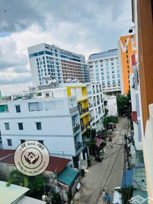 10.5x15m, bán toà nhà 6 tầng, 2 tỷ/năm, dương quảng hàm, p5 gò vấp, 27 tyx (ngay đh văn lang)