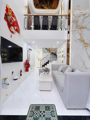 xuất cảnh bán gấp - bán nhà phùng văn cung 30.1m² 3 tầng - 7.98 tỷ