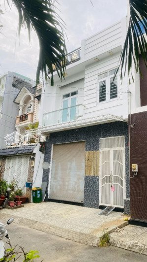 nhà 3 tầng khu phân lô hiệp bình ngang 6m - xe hơi quay đầu hơn 8 tỷ