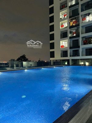 cho thuê căn 2 phòng ngủ ngay vincom dĩ an, nhà mới trống - full nội thất