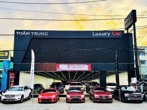 cho thuê nhà mt quốc lộ 13, dt: 16m x 70m, thủ đức