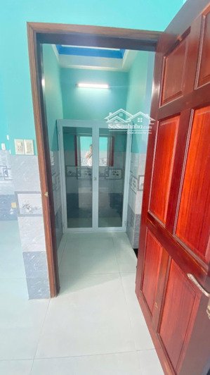 bán nhà tân phú giá rẻ gần đại học công thương 3 tầng 3pn chỉ 4.55 tỷ