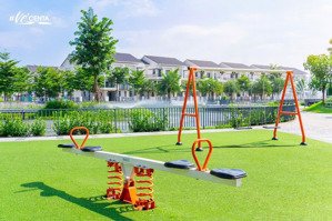 rẻ bằng 1/3 sun phù đổng, centa riverside chính thức nhận cọc quỹ căn biệt thự ven sông cuối cùng