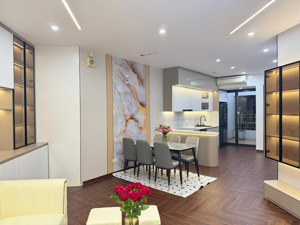 (giá thật)cho thuê căn hộ 3pn tại nguyễn huy tưởng giá 14tr