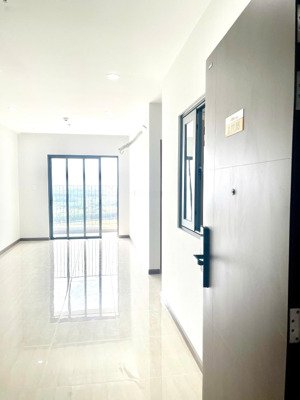 chốt giá 2 tỷ 4 bao thuế phí - gần trường đh - dễ cho thuê