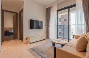 căn hộ 3 phòng ngủ đầy đủ nội thất cho thuê, tầng cao, view landmark 81 và saigon marina ifc