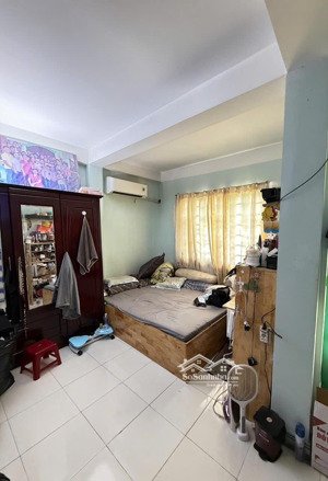 15tr/tháng 4 tầng ngay trung tâm căn góc 2 mặt tiền đường võ văn kiệt p5 q5 3pn gần chợ hòa bình