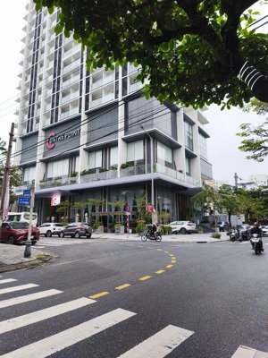 nhà lô góc nguyễn hữu thọ - gần cà phê trình - mặt tiền kinh doanh rộng 17m. giá mềm. lh 