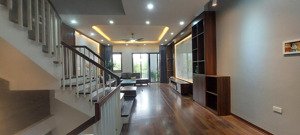 nhà liền kẻ himlam đại phúc, 4 tầng view sông dòng tiền cho thuê 350tr 1 năm