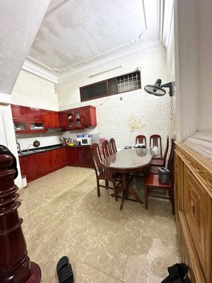 bán nhà phố yên lãng đống đa ngõ thông 50m 4 tầng giá hơn 13 tỷ