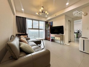 bán căn hộ scenic valley 2pn 84m2 8 tỷ đầy đủ nội thất, ô xe hầm. lh lan 