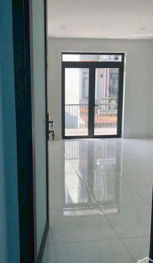 bán căn hộ dịch vụ hẻm 72 làng tăng phú