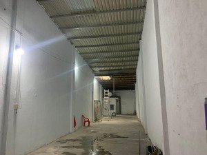 cho thuê nhà mặt tiền nguyên căn đường tân quý quận tân phú