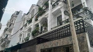 bán lô đất 70m ngang 4.4x16 sát mặt tiền đường 40. chợ hiệp bình. giá tốt 5.4 tỷ có thương lượng