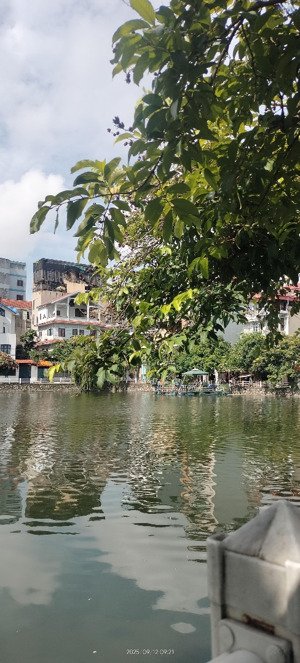 bán nhà riêng 33m2, 9,6 tỷ, 3pn, 4wc tại bồ đề, long biên, hà nội