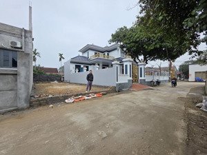 đất đẹp tại nam phương tiến -chương mỹ chỉ hơn 2 tỉ