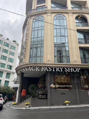 bán toà khách sạn mặt hồ tây,260m2 160tỷ,dòng tiền 600tr/tháng 10t đủ pccc gpxd hiếm nhất khu vực!!