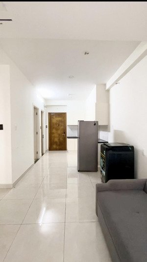 cho thuê 6tr/tháng căn hộ 2pn sài gòn intela, sẵn nội thất điện máy, ở ngay. lh: 