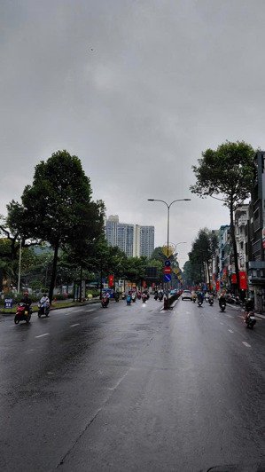 cho thuê nhà mặt tiền đường 3/2, phường 11, quận 10. dt 60m2.lh em tuấn