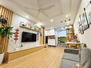 bán căn hộ 2pn, 2wc, 61m2 tại căn hộ 2510 ct1, giá siêu hời 5,9 tỷ vnd (full nội thất)