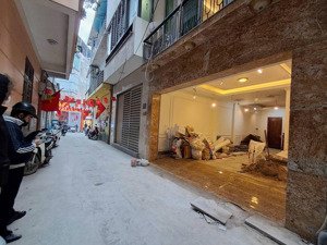 dương quảng hàm cầu giấy-nhà mới xây-ngõ ô tô -50m x 6 tầng thang máy-nhỉnh 22 tỷ