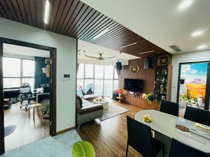 chính chủ bán căn hộ tại a10 nam trung yên tòa ct1, 101m2, 3 ngủ, ban công đông nam, full đồ, sổ đỏ