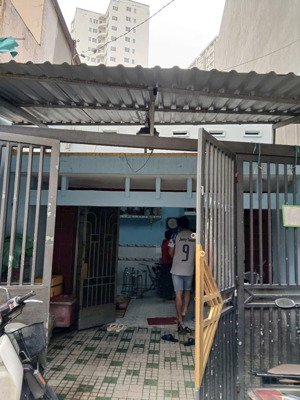 nhà cấp 4 hẻm 4m 241/ tân hoà đông 4x21m, cách vòng xoay phú lâm 400m, giáp q5, bình tân, tân phú