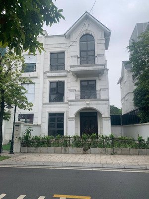 28 tỷ! biệt thự song lập 150m2 cạnh công viên, mt 10m, đông tứ mệnh vinhomes ocean park gia lâm