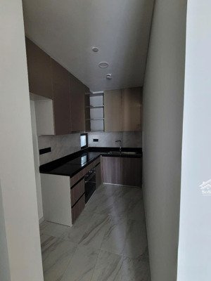 chính chủ gửi bán căn hộ 2 ngủ tòa heritage westlake 677 lạc long quân - tây hồ