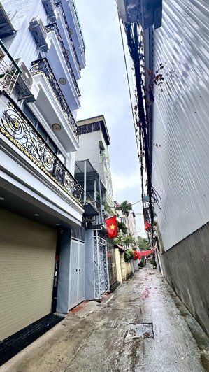 bán nhà vip ngọc thuỵ, gia thượng 51.3m2 7tầng thang máy, lô góc 2 thoáng, gara, mặt tiền quyền lực