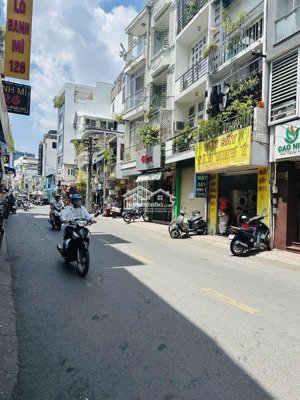 vip quận 3 - cách mt vài bước - hẻm xe hơi - 5 tầng btct - vị trí kinh doanh đỉnh