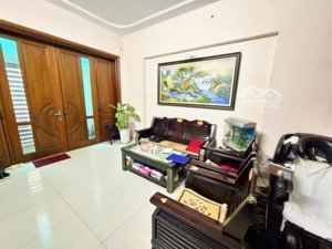 bán nhà tố hữu -vạn phúc, dt 47m căn góc, mt hơn 6m, ngõ oto nông, gần sở tư pháp tp. hà nội, 8ty