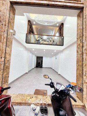 bán nhà mặt phố đền lừ ii, 33,2 tỷ, 51m2, 7 tầng, 3pn + 5wc