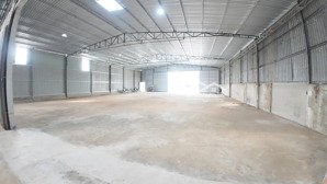 cho thuê kho lớn mt hoàng quốc việt