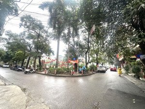 bán nhà phân lô phố chùa láng. đống đa. ô tô vào nhà. dt 52m2, 5tầng. giá bán 26,8 tỷ