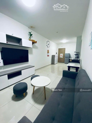 chính chủ bán gấp căn cc khánh hội 1, dt 72m2, gồm 2pn2wc, giá 1 tỷ 750, tầng trung thoáng mát, shr