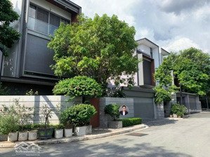 vip biệt thự 2 mặt tiền khu compound holm villas thảo điền - dt 16x30m - trệt 2 lầu - giá 230 tỷ