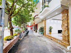 bán nhà mới ô tô vào, thang máy, full nội thất 50m2*5t giá 19.8 tỷ nguyễn văn trỗi, thanh xuân