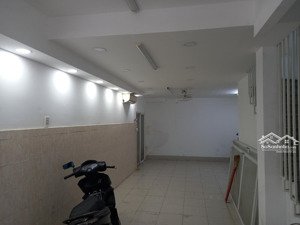 đang cần cho thuê mặt bằng 4x15m mặt tiền huỳnh mẫn đạt, khu nhộn nhịp, quận 5