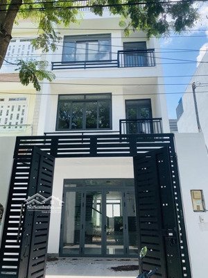 bán nhà riêng đẹp (5x19) đường phạm hùng - gần phú mỹ hưng - nhỉnh 9tỷ.