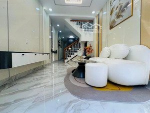 bán nhà hoàng diệu quận 4 - hẻm ôtô - 30m2 - 4 tỷ nhỉnh - nhà mới full nội thất