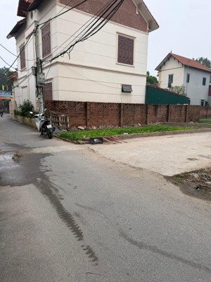 bán siêu phẩm lô góc ô tô thông công hà thuận thành bắc ninh dt 63m dân cư đông gần chợ dâu