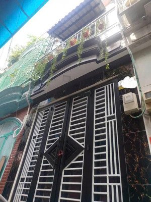 nhà xinh xinh cho vợ chồng trẻ, đường huỳnh văn nghệ,p15,tân bình ,2 tấm giá chỉ 3.66 tỷ