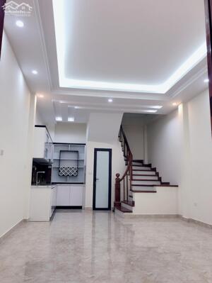 Siêu phẩm Cầu Giấy!nhà Doãn Kế Thiện,Hồ Tùng Mậu 35m2x5T full đồ,đang cho thuê,oto VF3 đỗ cửa 8,3tỷ