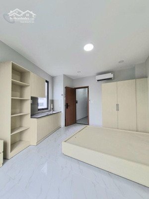 chdv 6 tầng - xe tải đỗ cửa - 5x15 - sát mặt tiền trường chinh - quận 12 giáp tân bình - nhỉnh 9tỷ